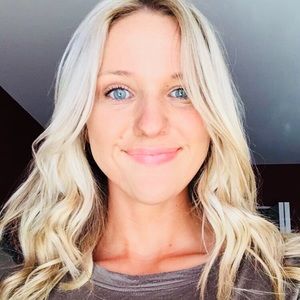 Meet your Posher, Tori